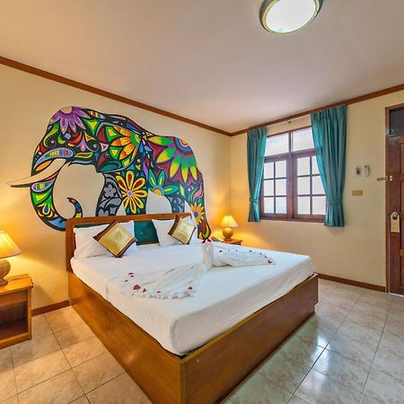 Panda Hotel Patong Ngoại thất bức ảnh